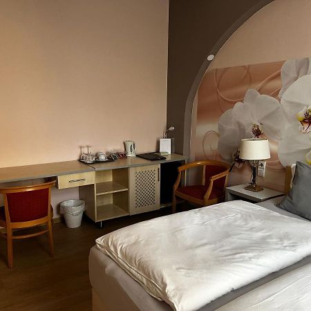 Pension Oase Berlin Ngoại thất bức ảnh