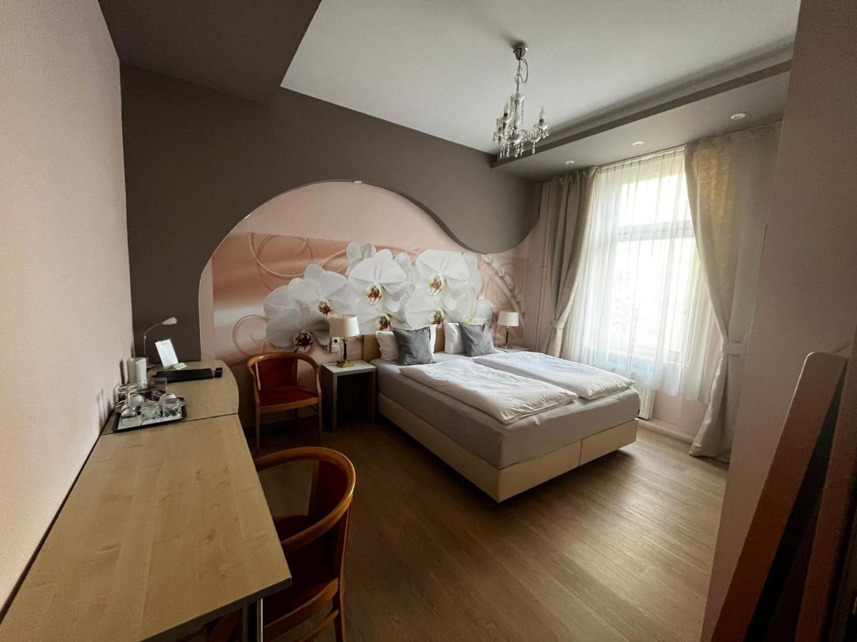 Pension Oase Berlin Ngoại thất bức ảnh