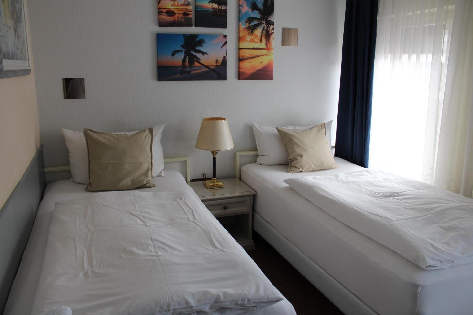 Pension Oase Berlin Ngoại thất bức ảnh